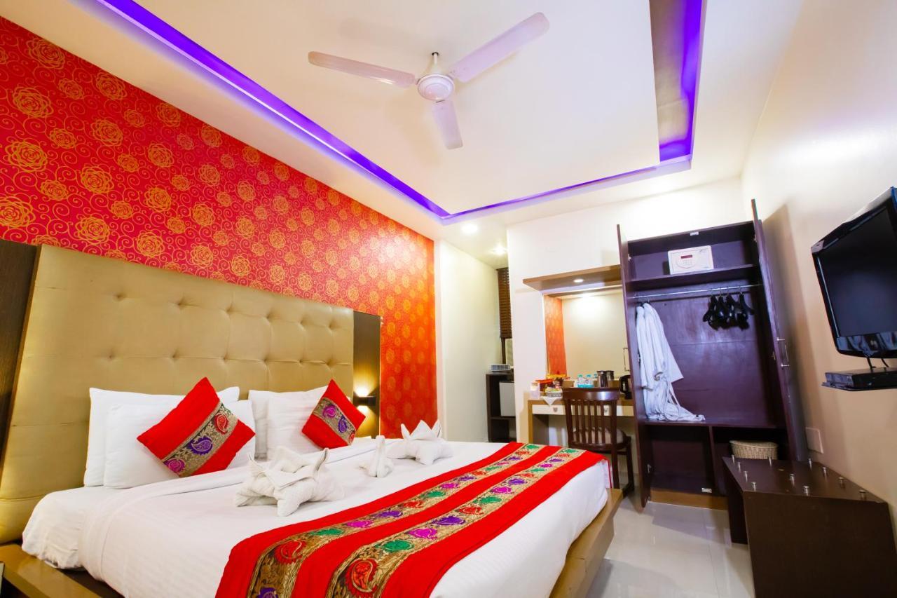 Hotel Surya International Дели Экстерьер фото